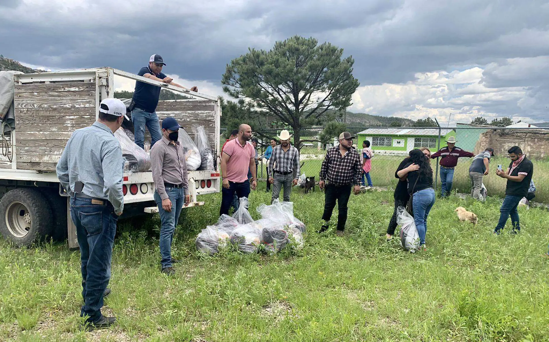 APOYOS FOT CORTESIA GOBIERNO ESTATAL